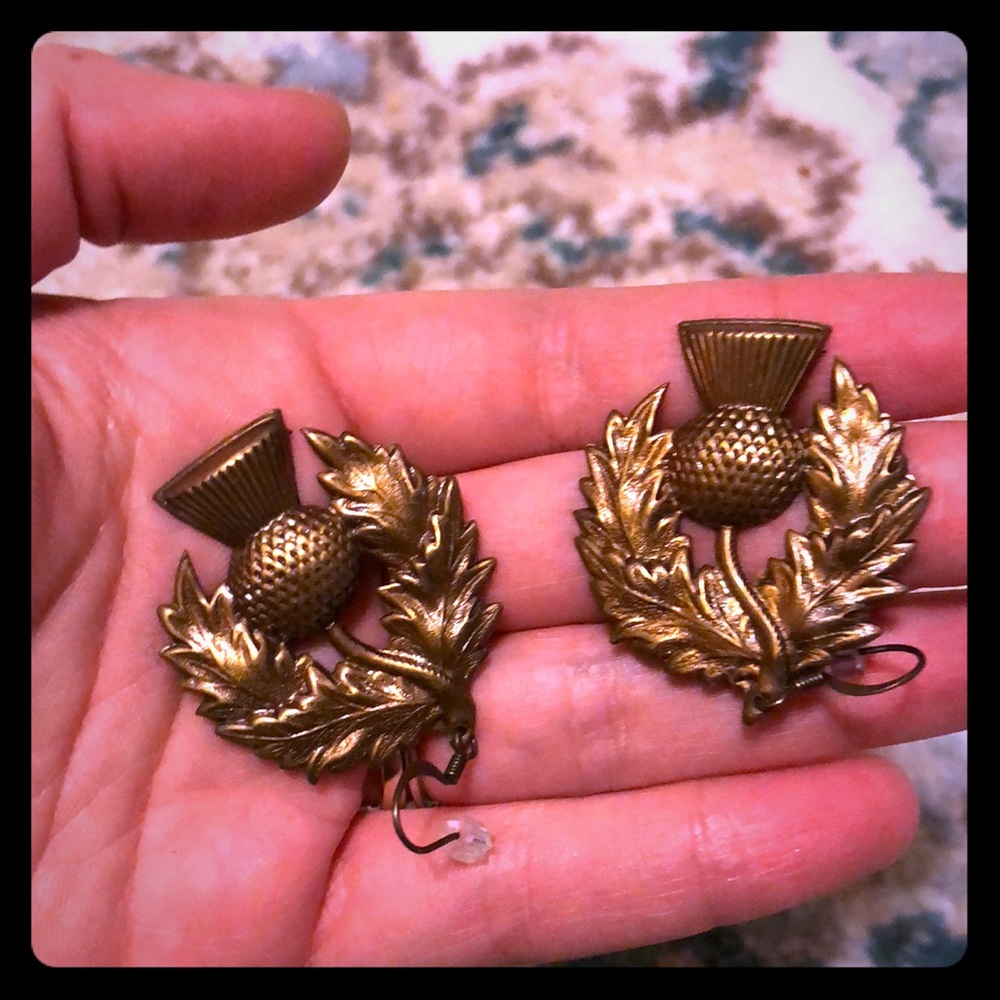 Thistle earrings—Vintage!!